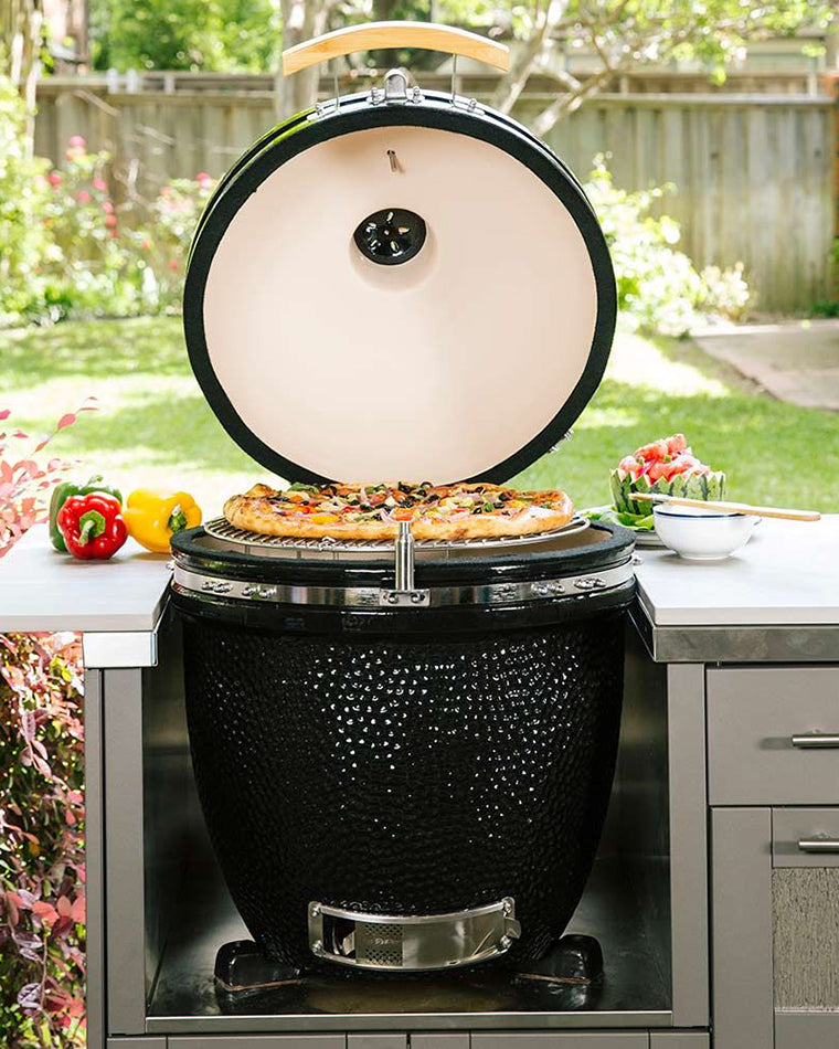 Coyote Ceramic Kamado Grill